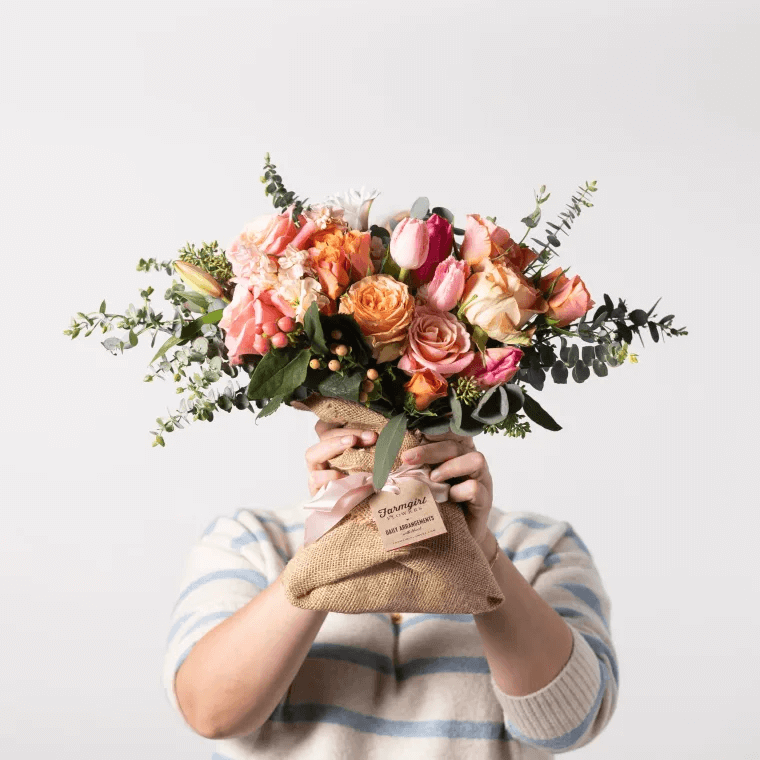 10 Creative Ways to Display a Huge Flower Bouquet in Your Home Integrate Into a Bedroom podcastthing.com